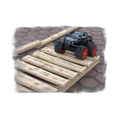 Offroad-Parcour mit RC Auto